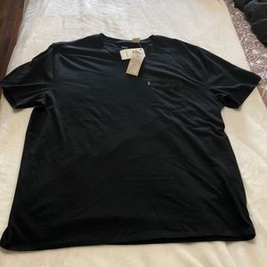 Levi’s Black T-Shirt brand New